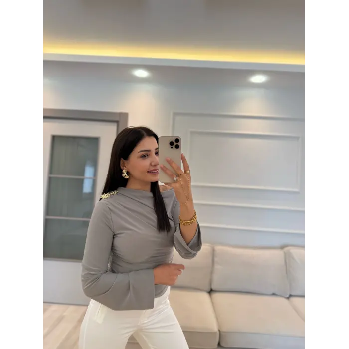 Omuz Güneş Aksesuar Sandy Bluz