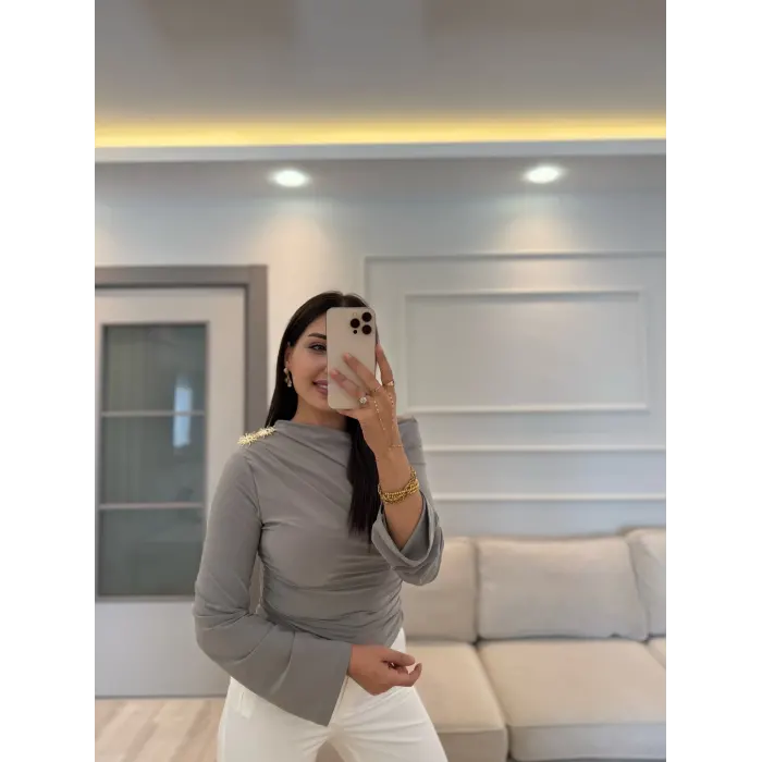 Omuz Güneş Aksesuar Sandy Bluz