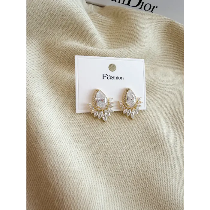 Oval Zirkon Taşlı Küpe