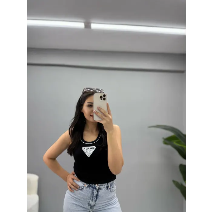 Prada Taş Detaylı Atlet