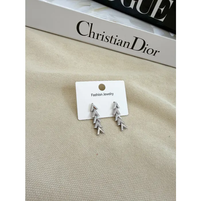 Sallantılı Ok Küpe