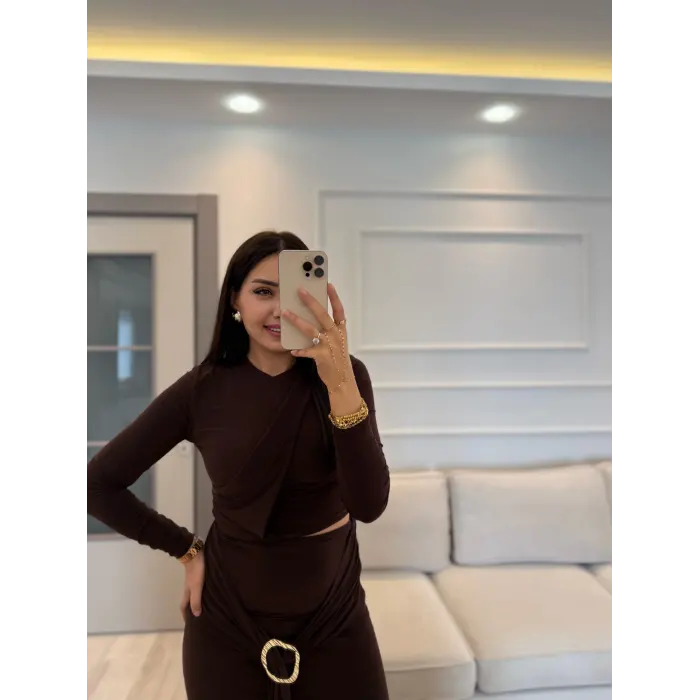 Sandy Tokalı Etek Bluz Takım