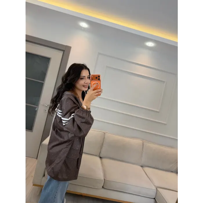 Serpme Taş Detaylı Yağmurluk Ceket