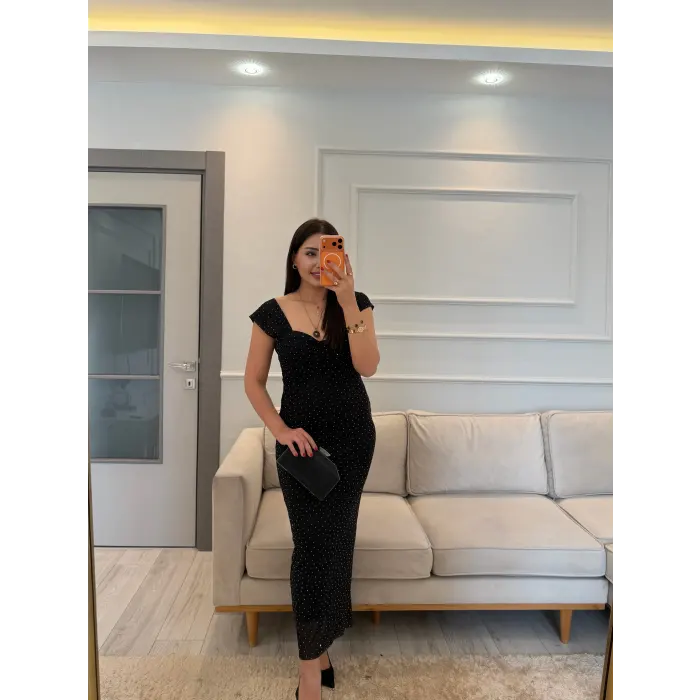 Serpme Taşlı Gloplu Elbise