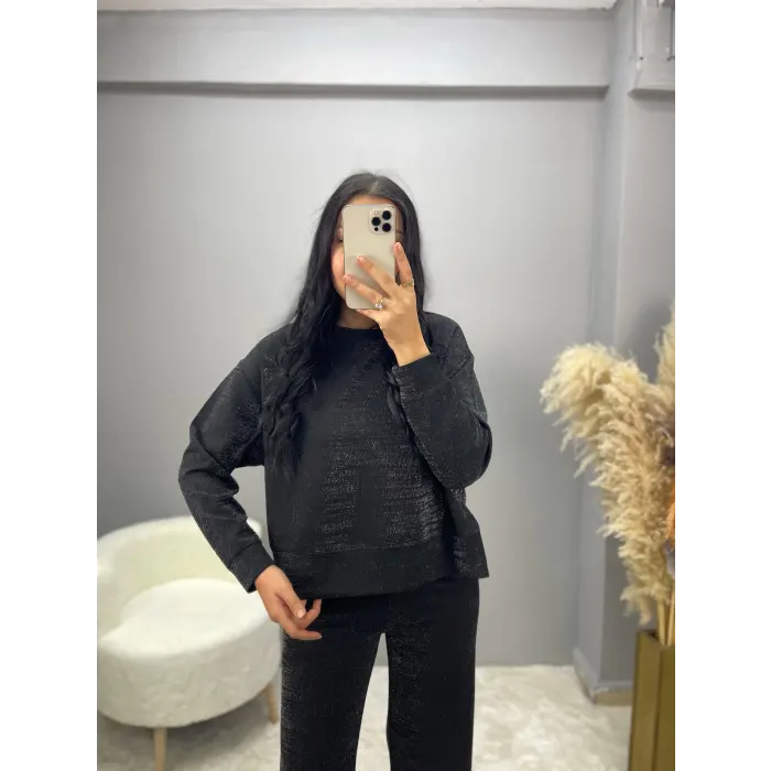 Sim Detaylı Yanları Yırtmaçlı Sweatshirt