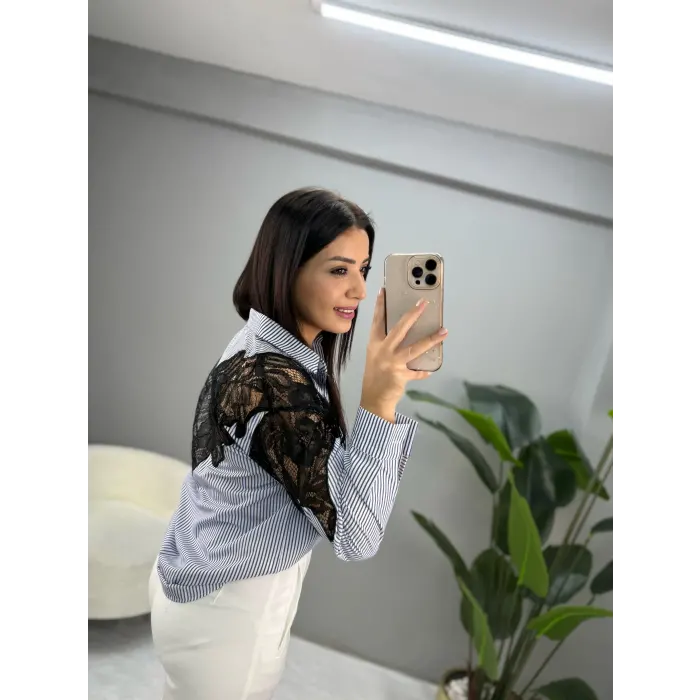 Simon Nakış İşleme Dantel Gömlek