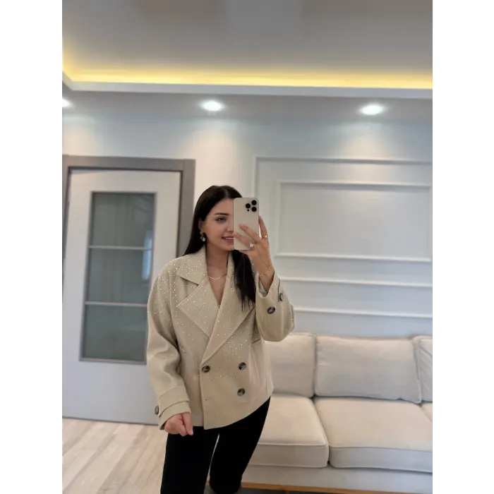 Tasarım Taşlı Kaşe Kaban