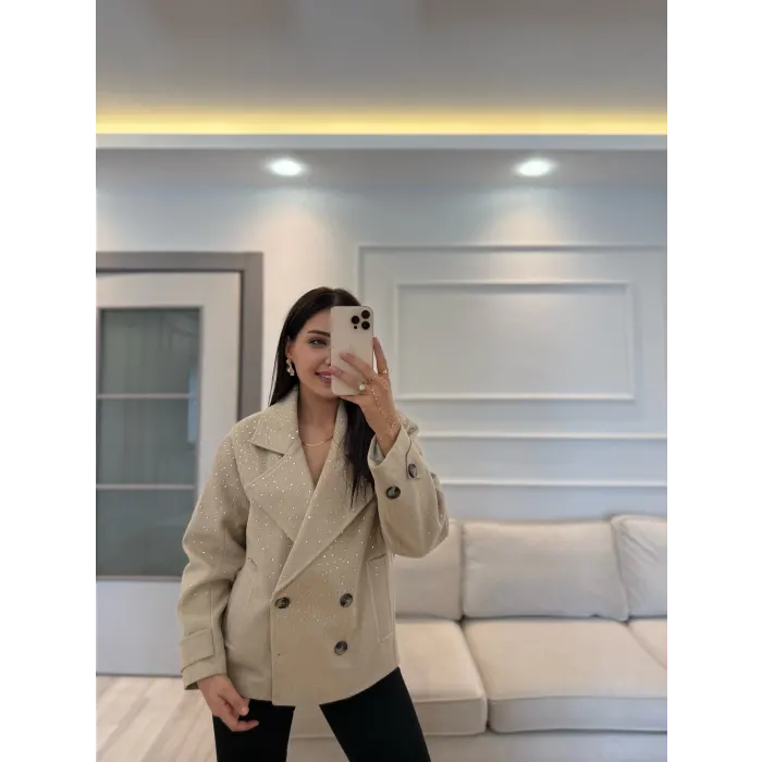 Tasarım Taşlı Kaşe Kaban