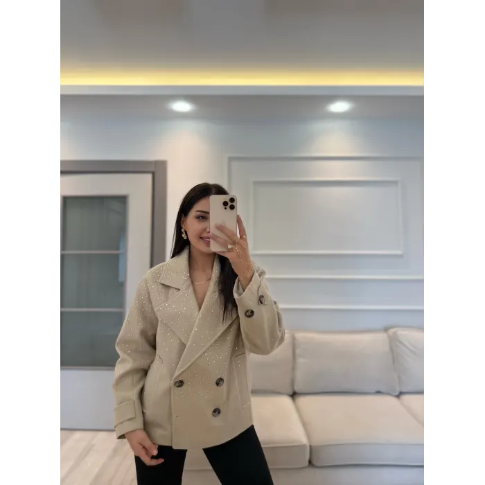 Tasarım Taşlı Kaşe Kaban