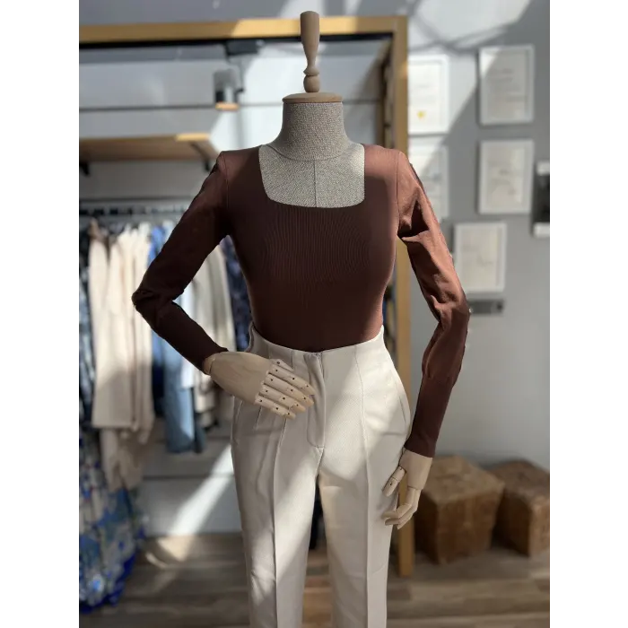 Vasai Kol İnci Detaylı Triko Bluz