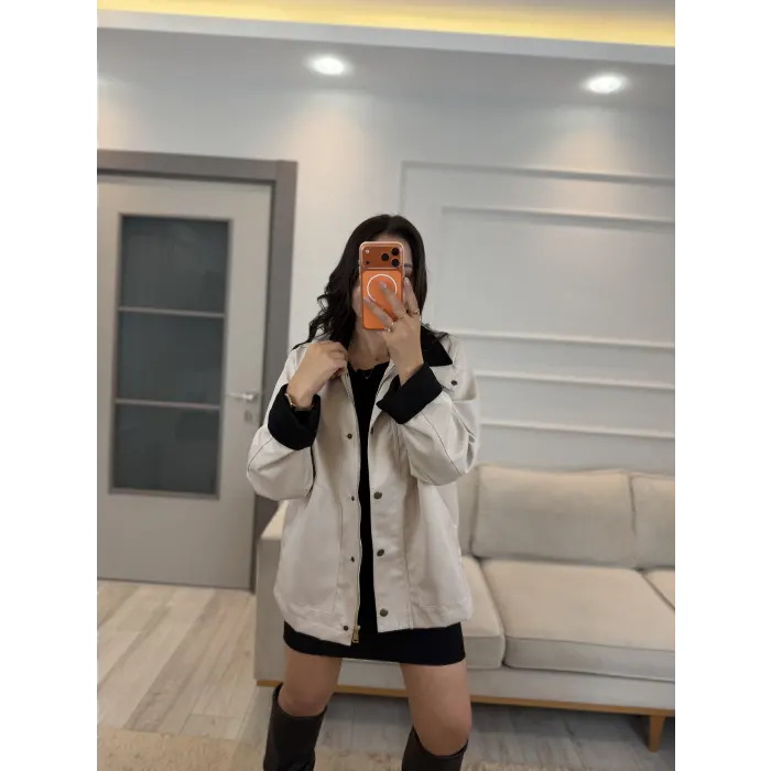 Yaka Detaylı Gabardin Ceket