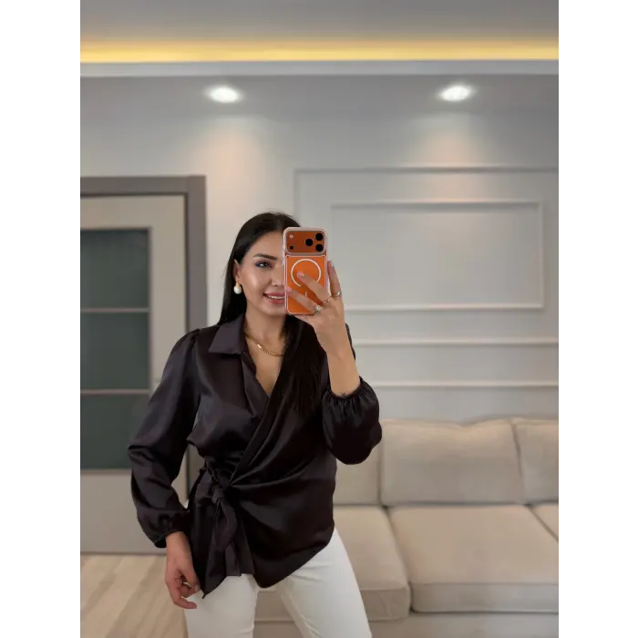 Yandan Bağlamalı Saten Bluz