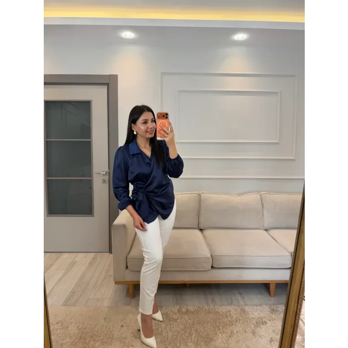 Yandan Bağlamalı Saten Bluz