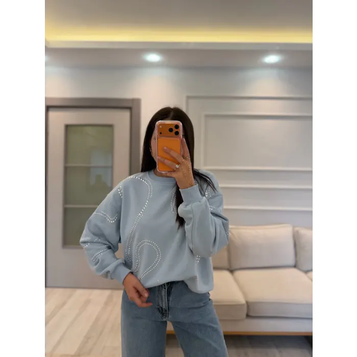 Zımba Detaylı Sweatshirt