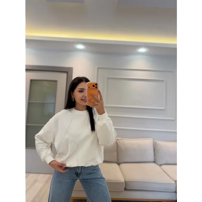 Zımba Detaylı Sweatshirt