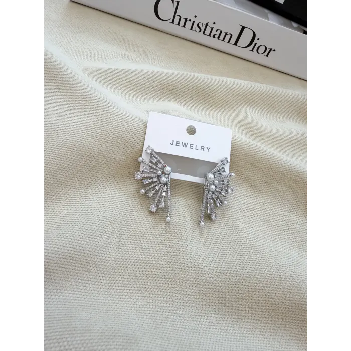 Zirkon Taşlı Yelpaze Model Küpe