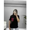 Cep Taş Detaylı T-Shirt