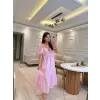Broş Detaylı Çizgili Elbise