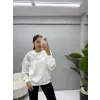 Omuz Ve Kol İşleme Detaylı Sweatshirt