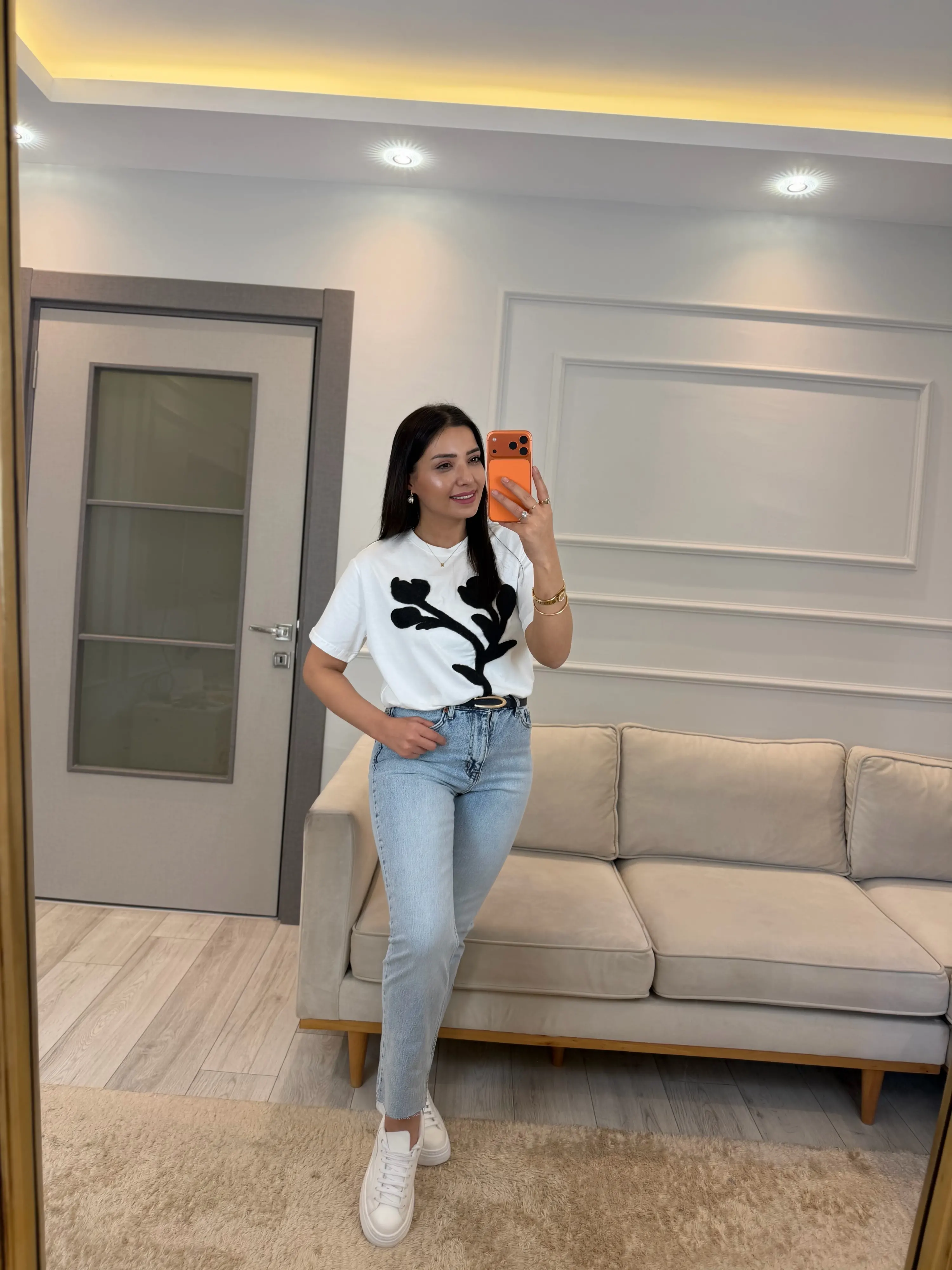 İpkyl Üç Boyutlu Çiçek T-Shirt