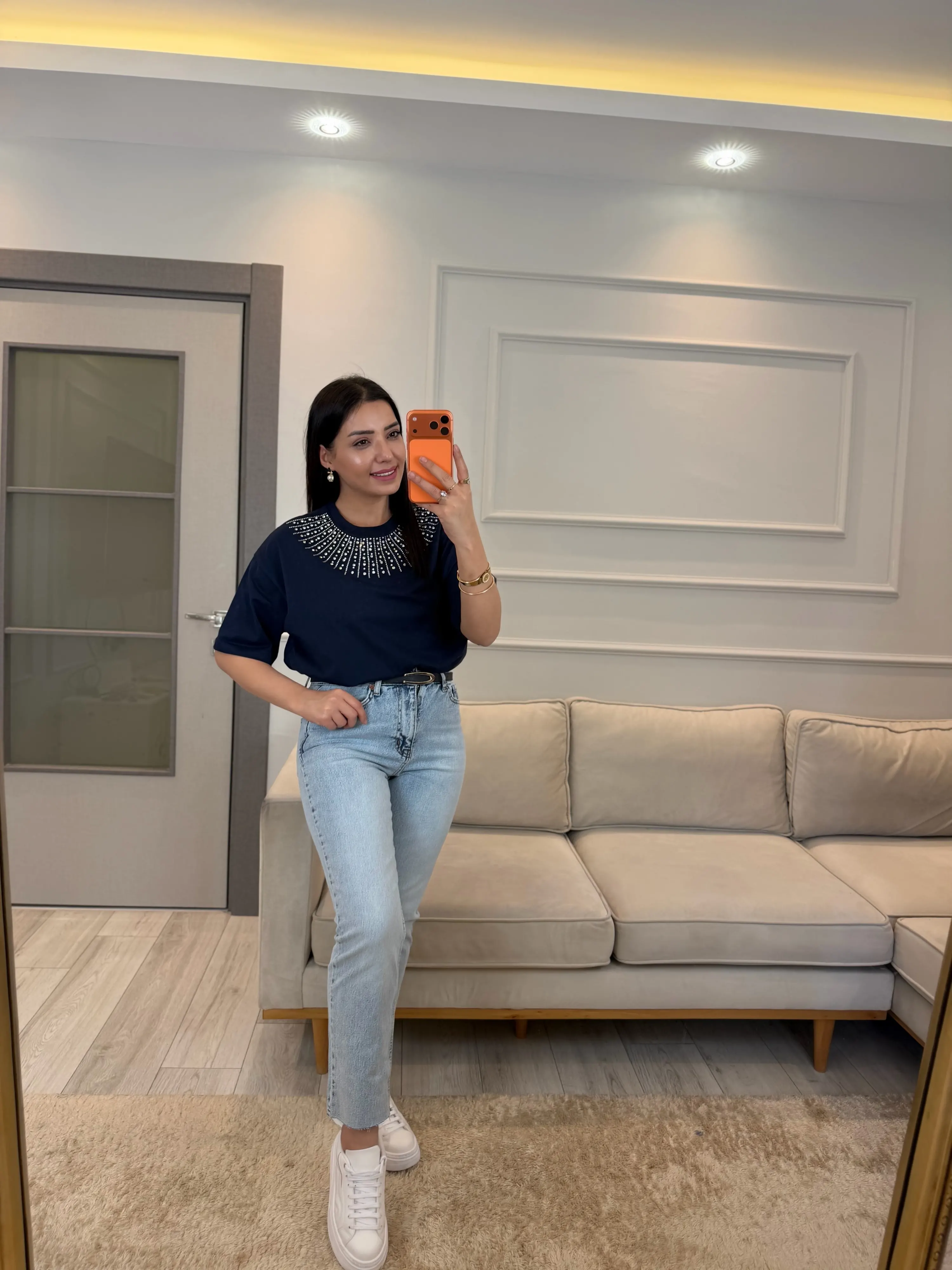 Mairin Yaka Taşlı T-Shirt