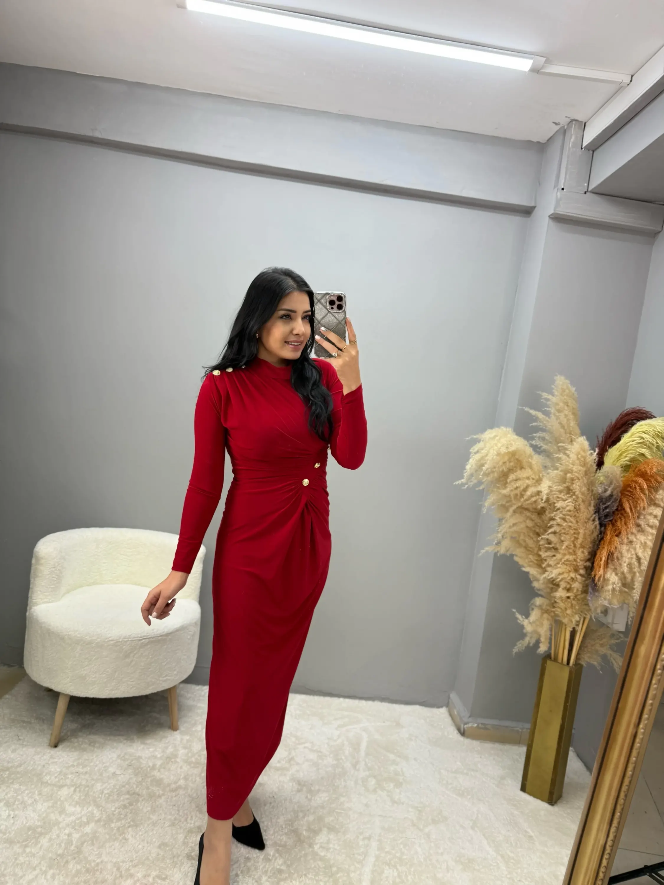 Düğme Detaylı Vatkalı Sandy Elbise