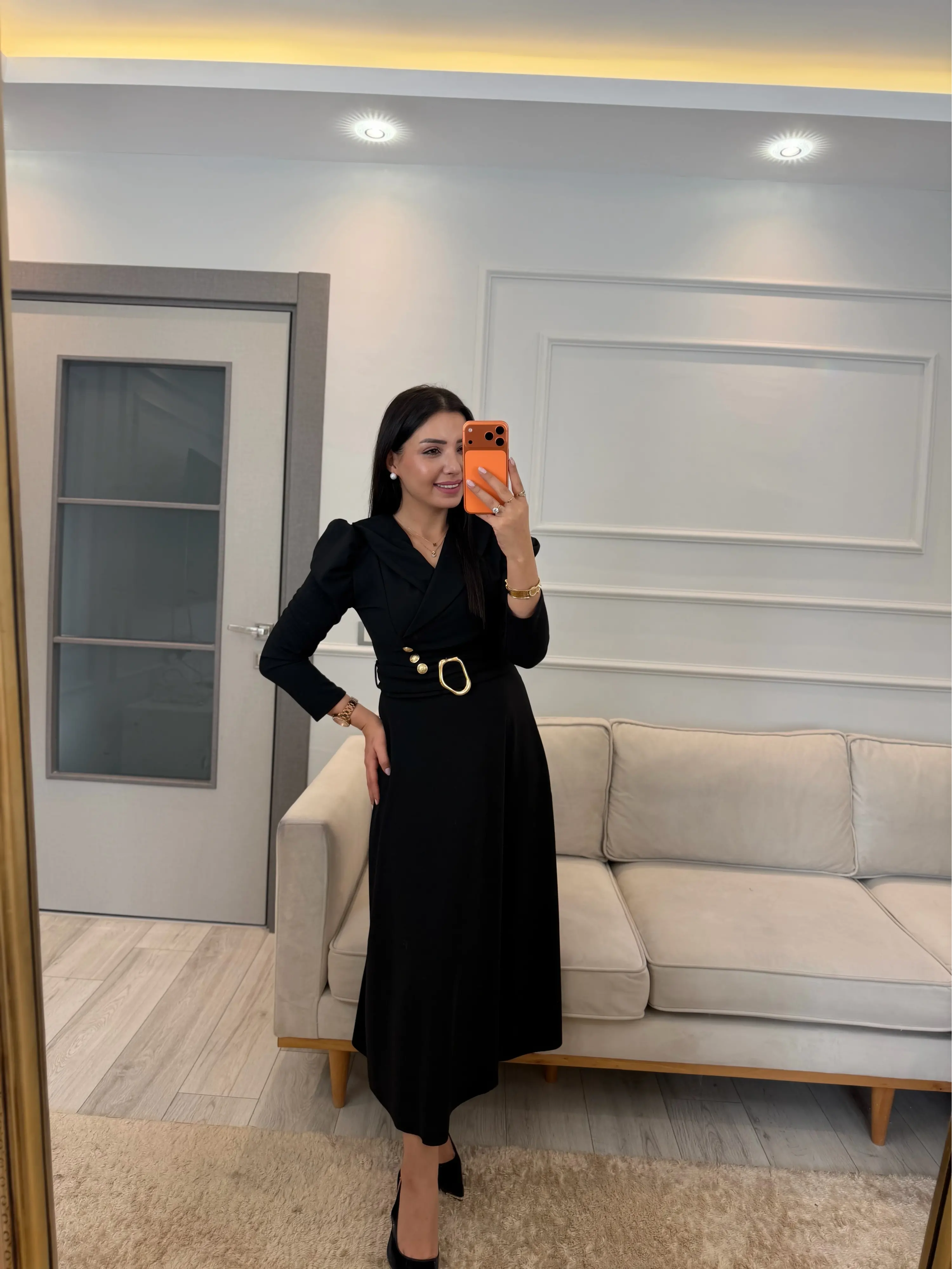 Gold Düğme Detaylı Kemerli Elbise