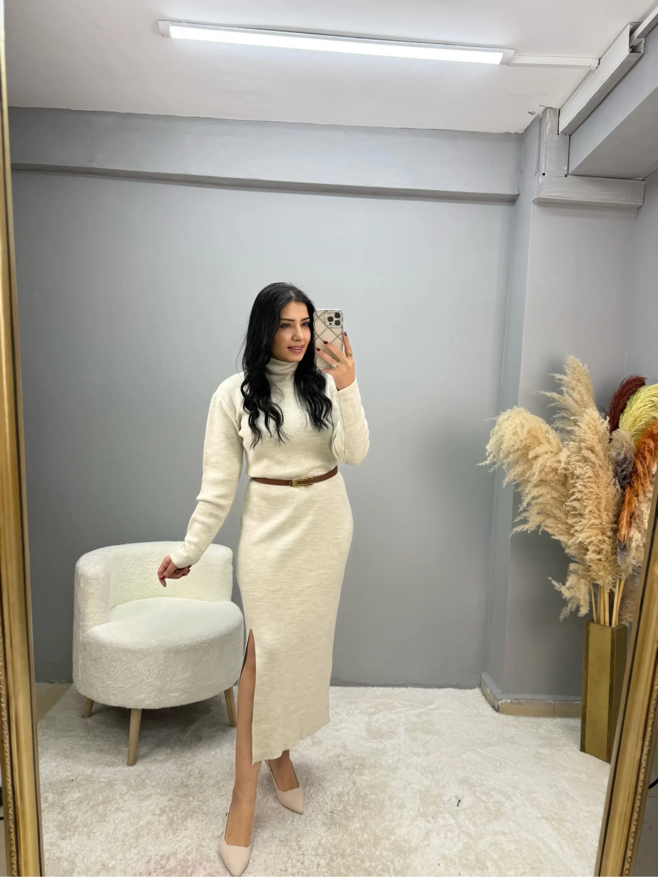 Kante Yırtmaç Detaylı Triko Elbise