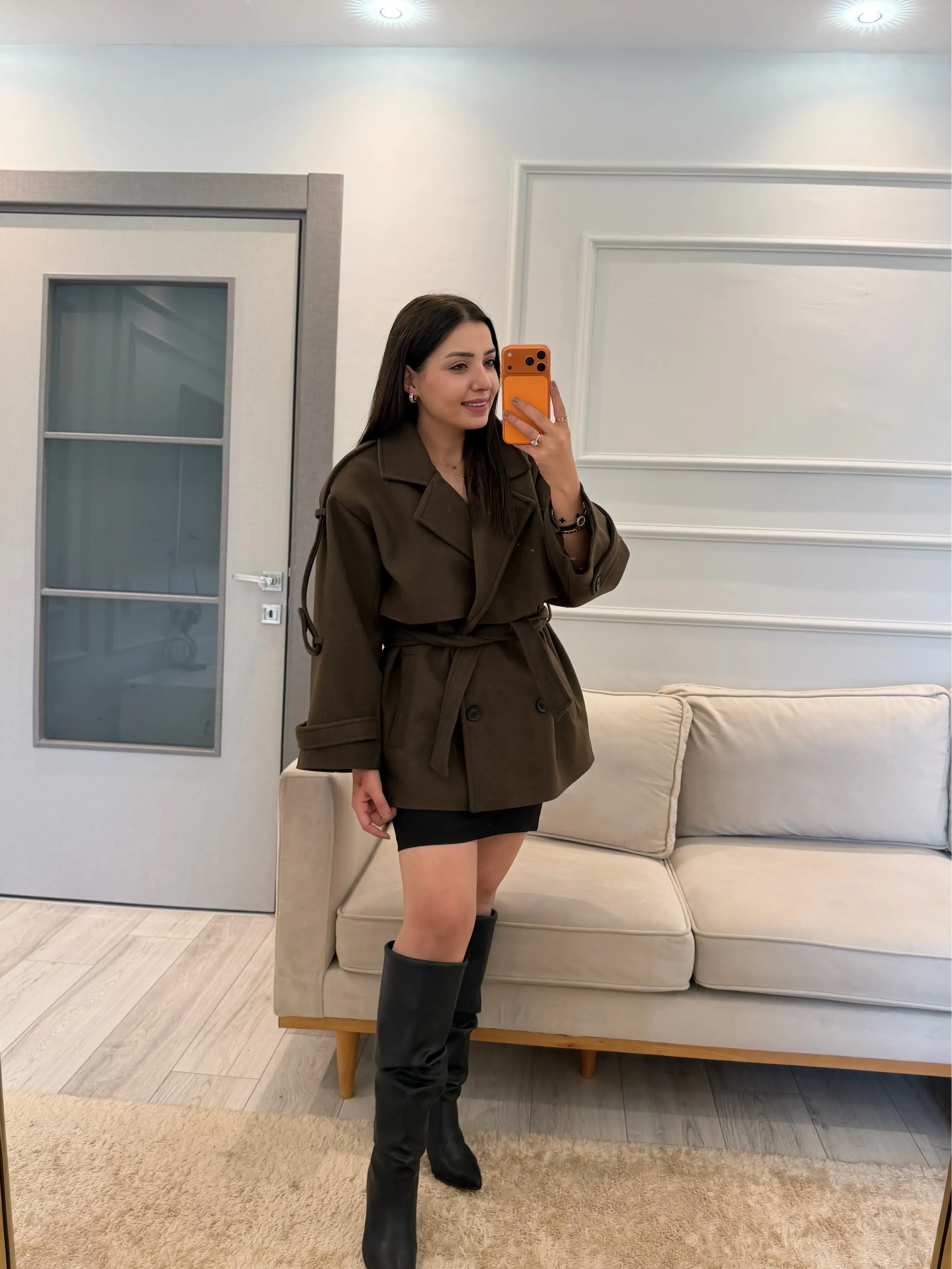 Kemer Detaylı Kaşe Kaban