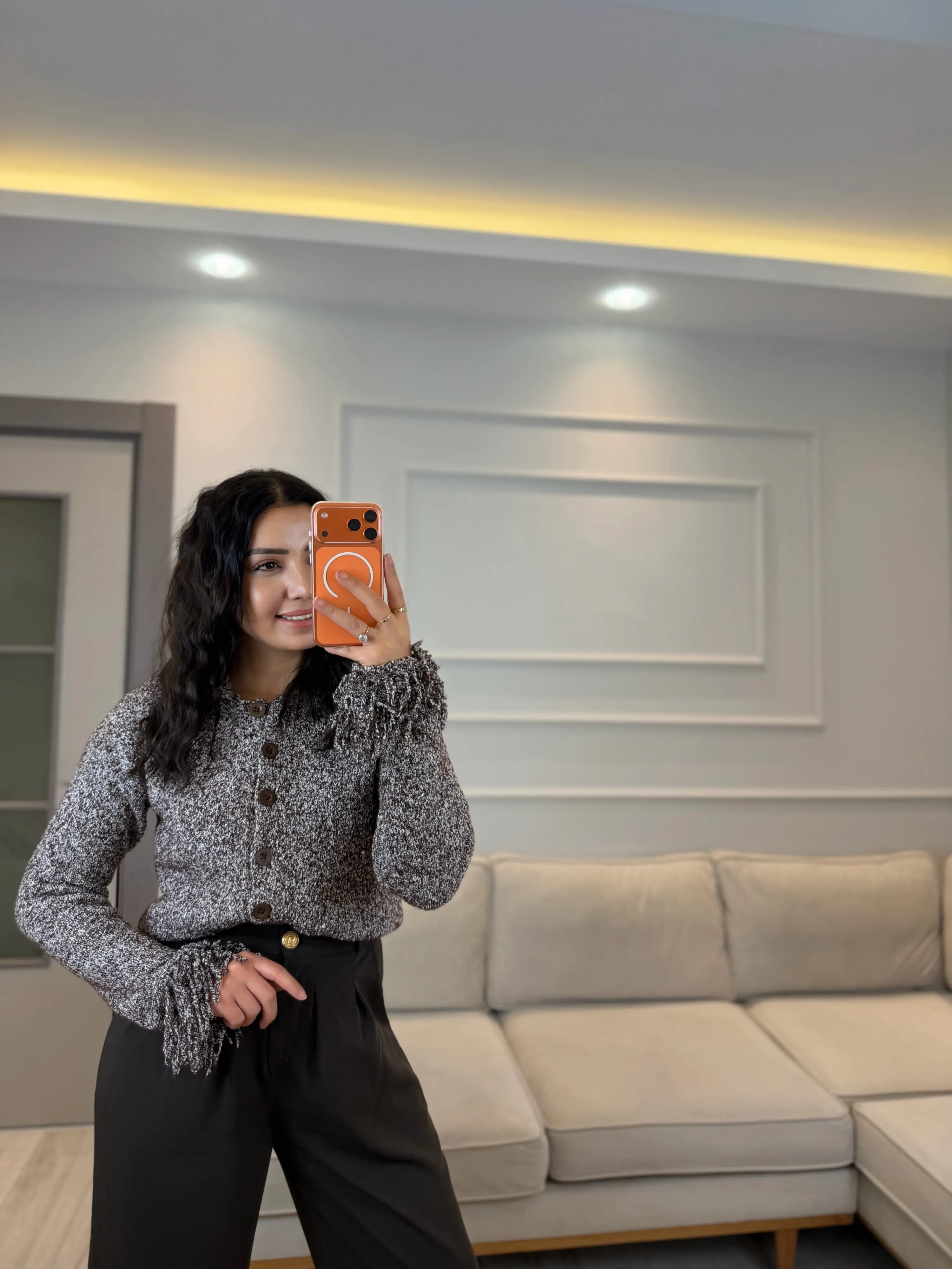 Kolu Püskül Detaylı Triko Hırka