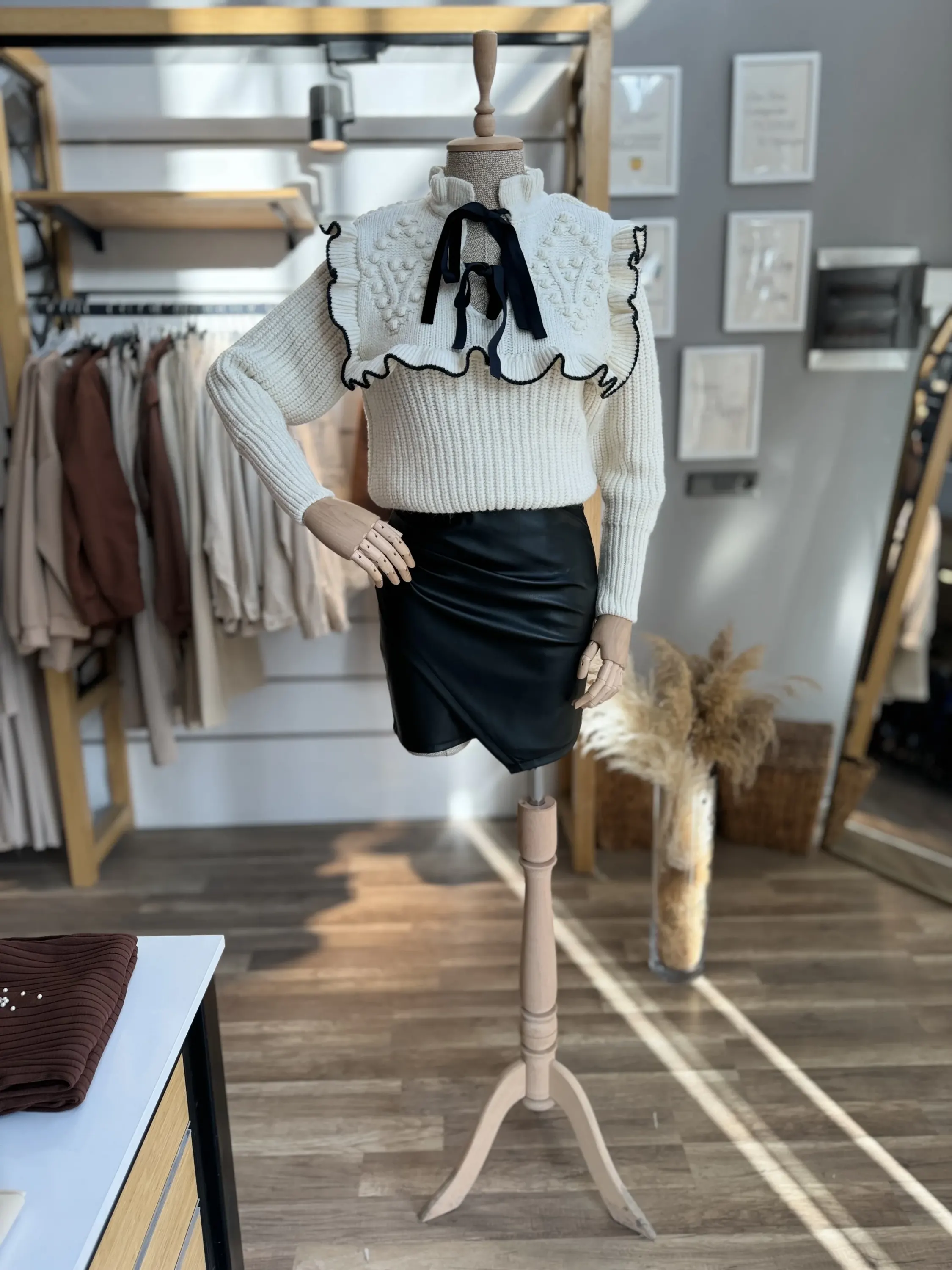 Melax Fırfırlı Selanik Örgü Triko Kazak