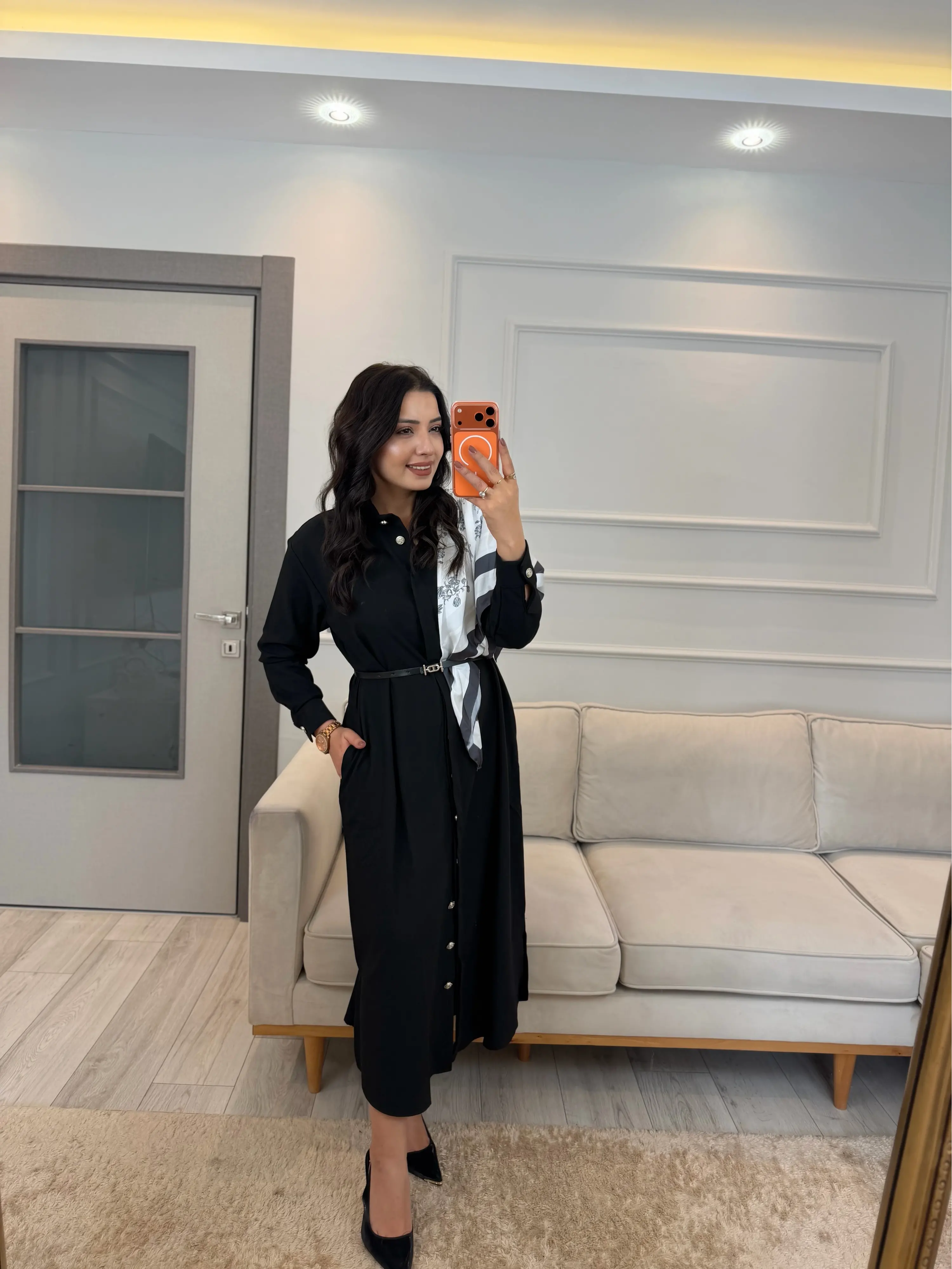 Şal Detaylı Kemerli Elbise