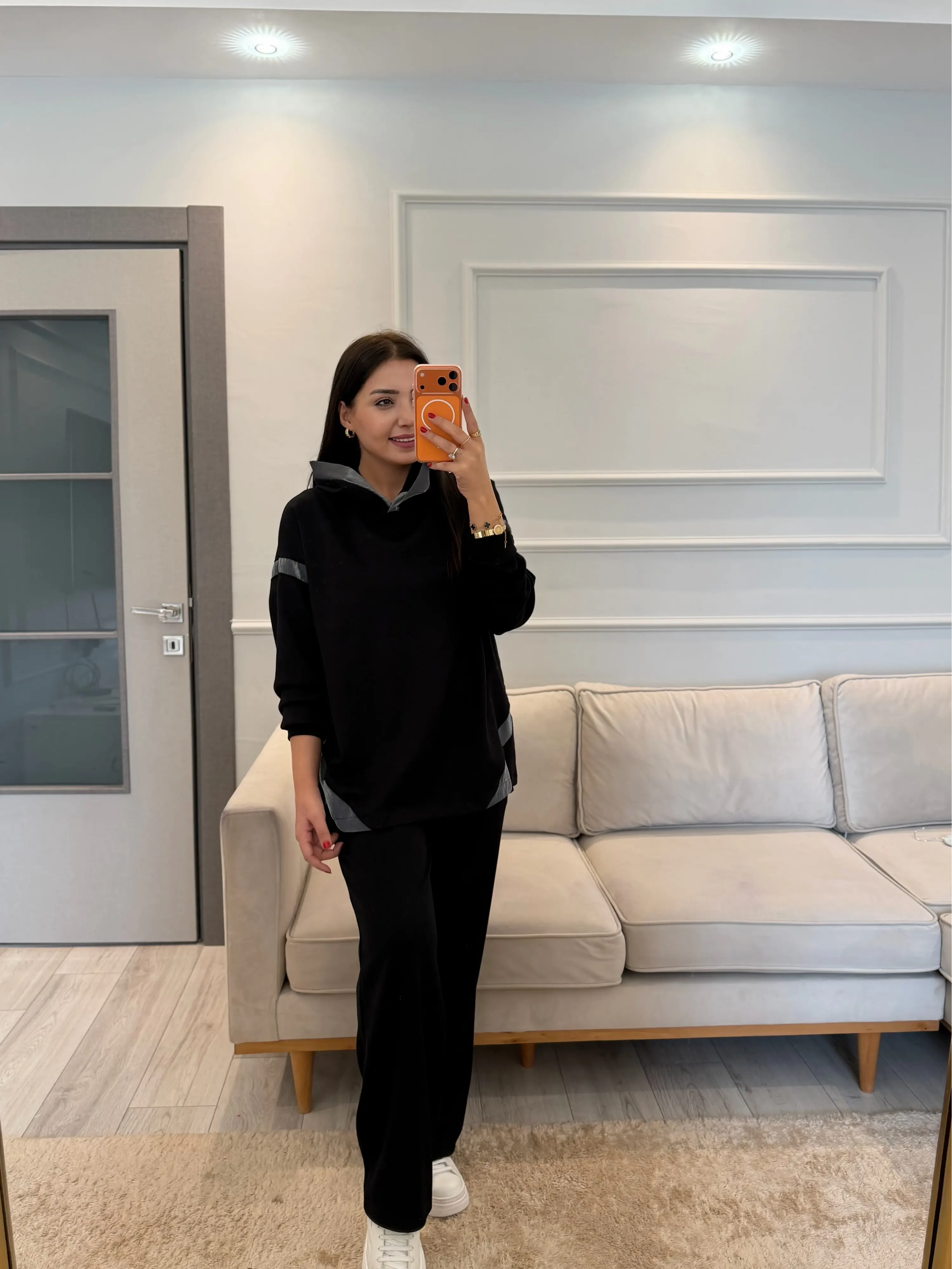 Tasarım Şerit Detaylı Modal Takım