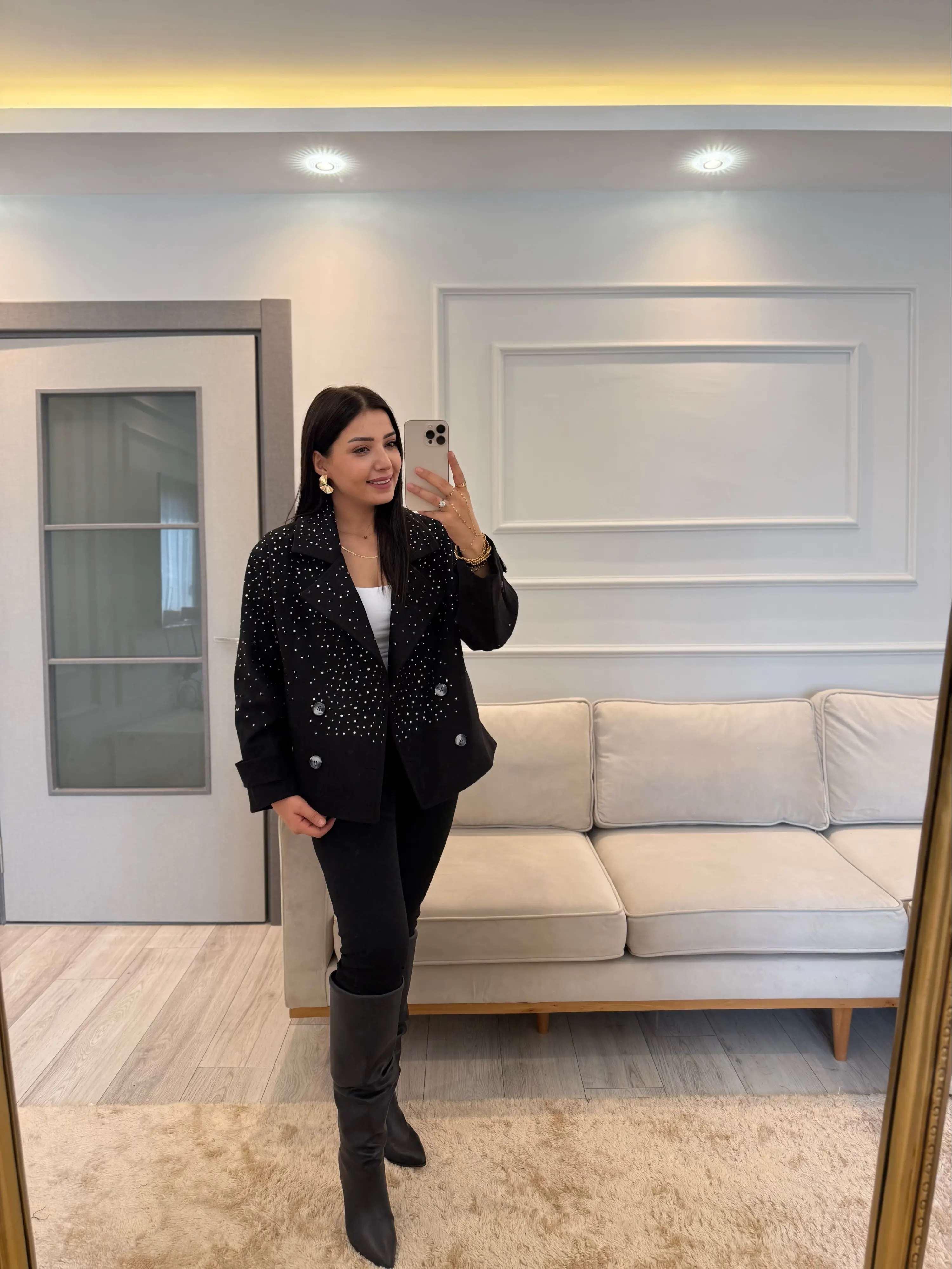 Tasarım Taşlı Kaşe Kaban