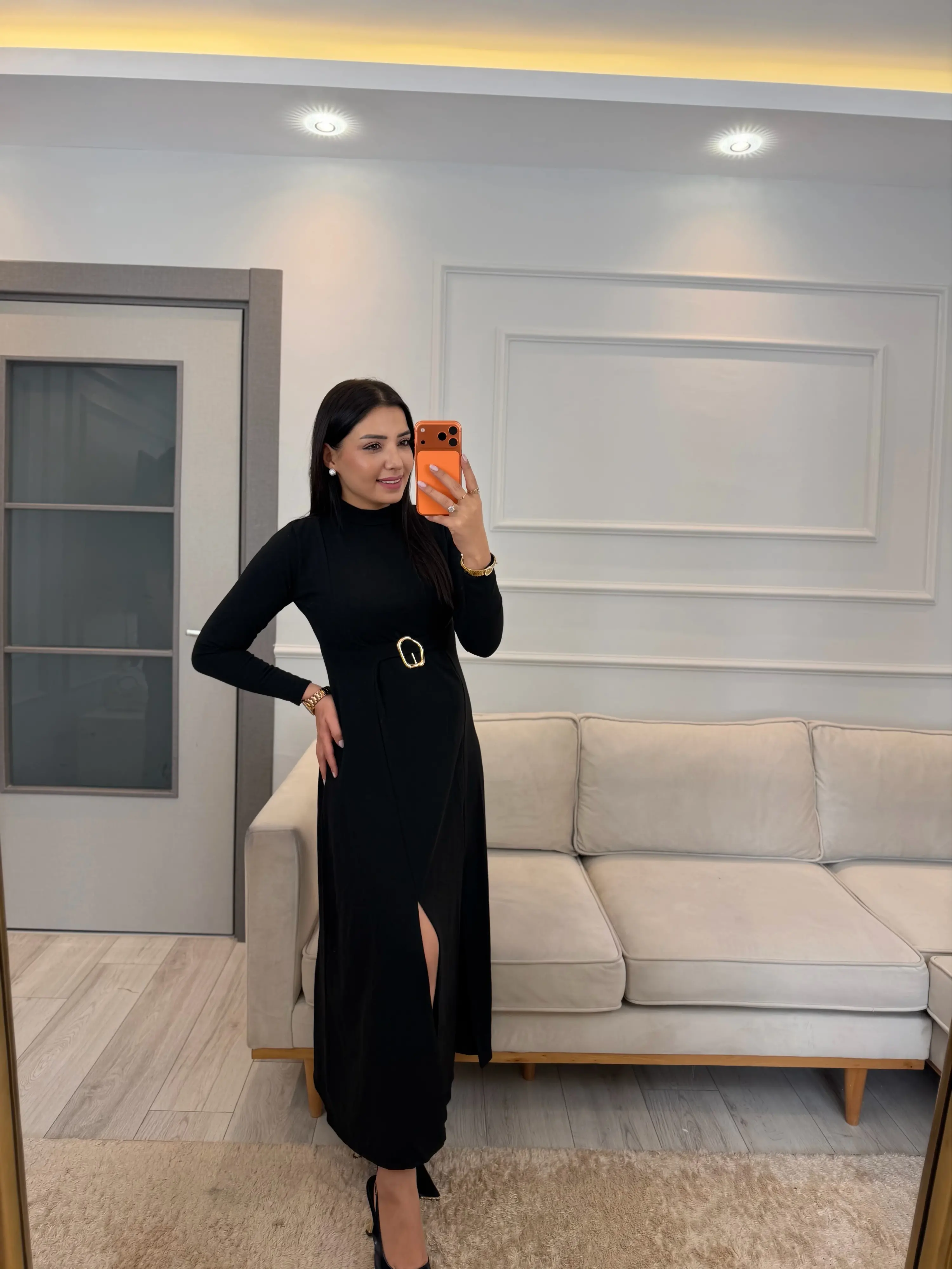 Yırtmaç Gold Toka Detaylı Elbise