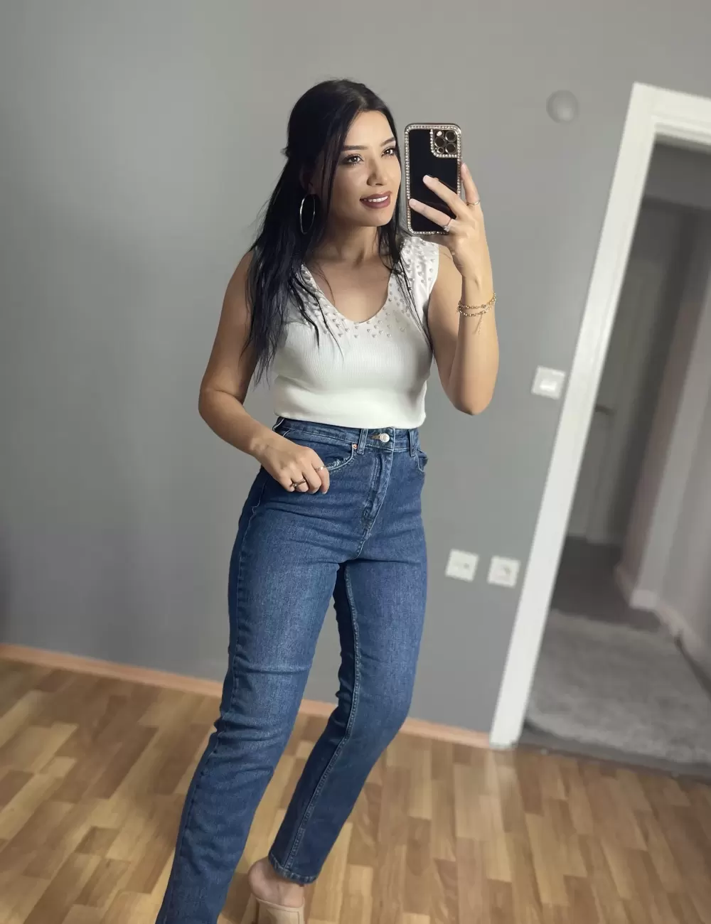 Xavis Orj Mrka Zra Mom Jean