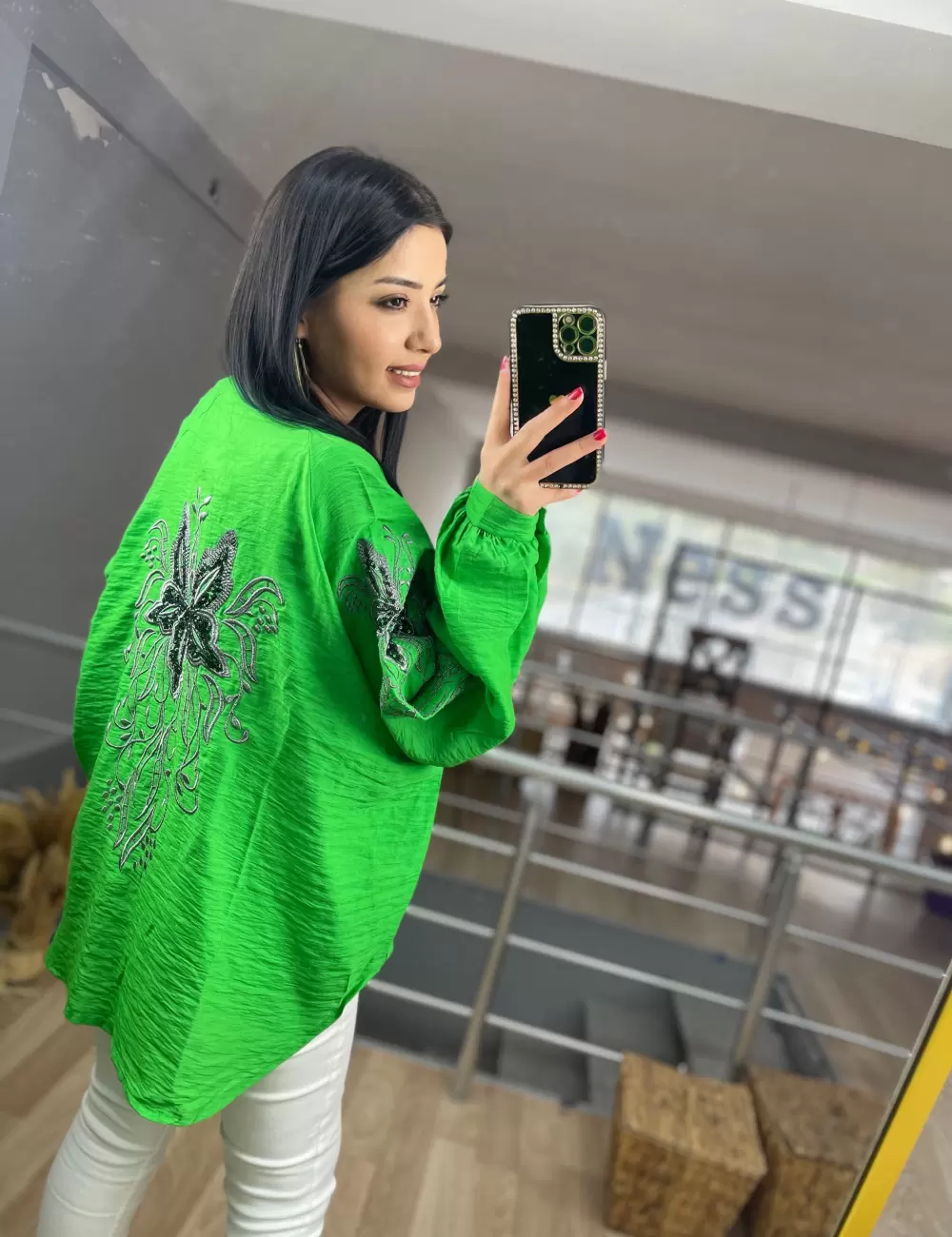 Nanda Kelebek Nakış Kimono