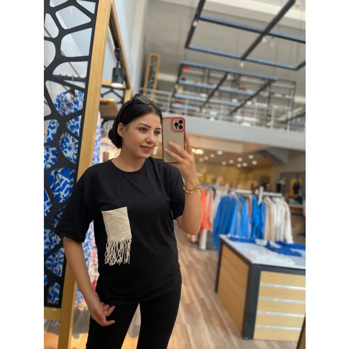 Lvino Fisto Detaylı T-Shirt