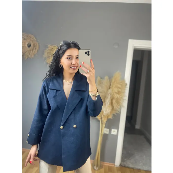 Mandvi Gold Düğmeli Oversize Blazer Ceket