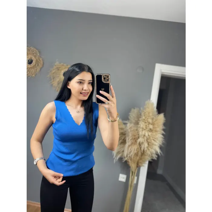 Tinglse Merdiven Yaka Crop