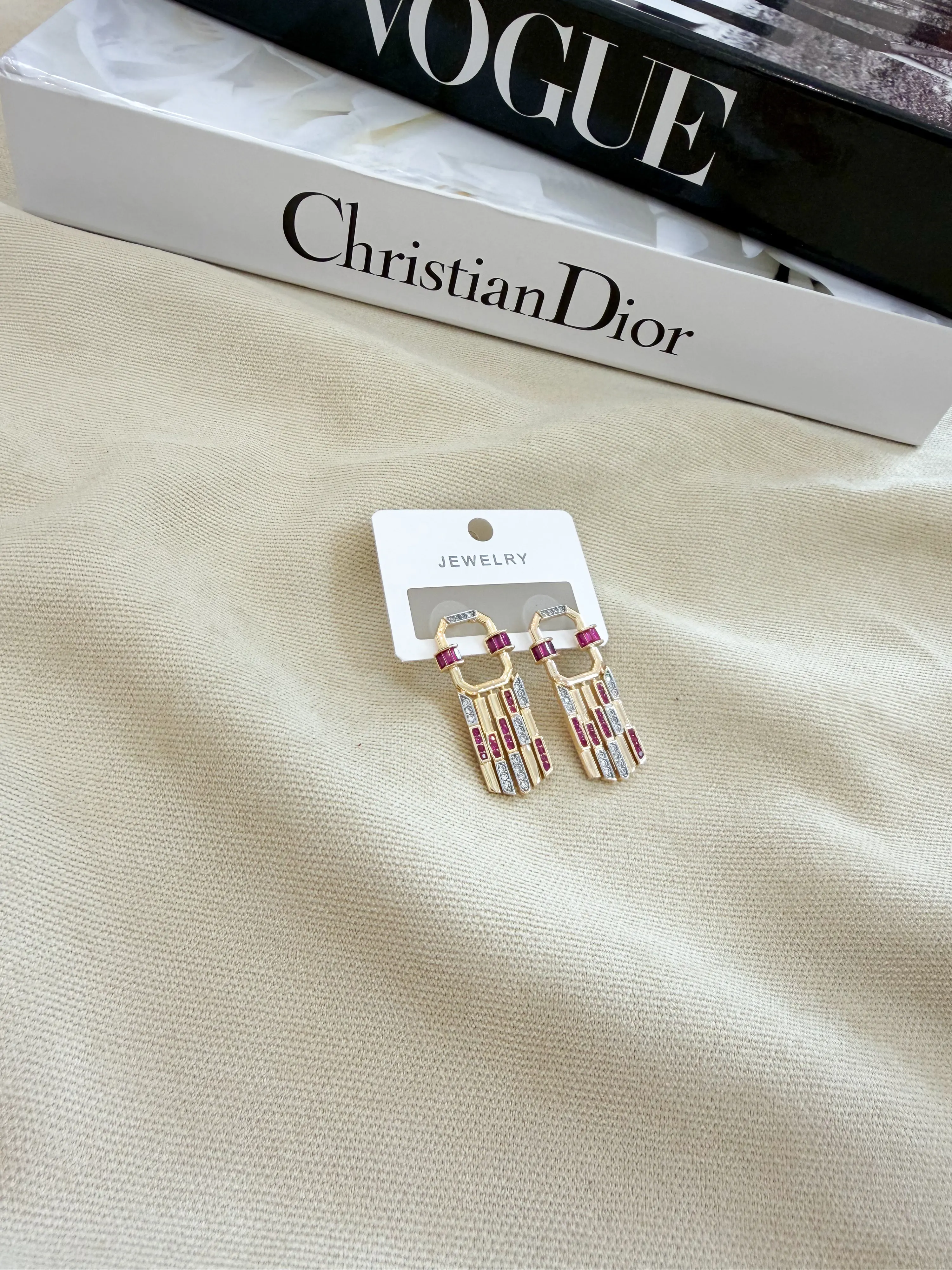 Gold Zirkon Taş Detaylı Küpe