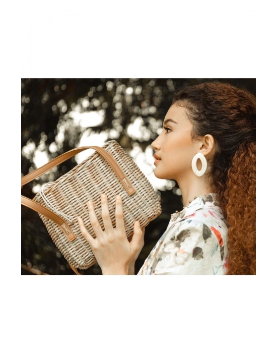 Chiara Earrings In White El Yapımı Küpe