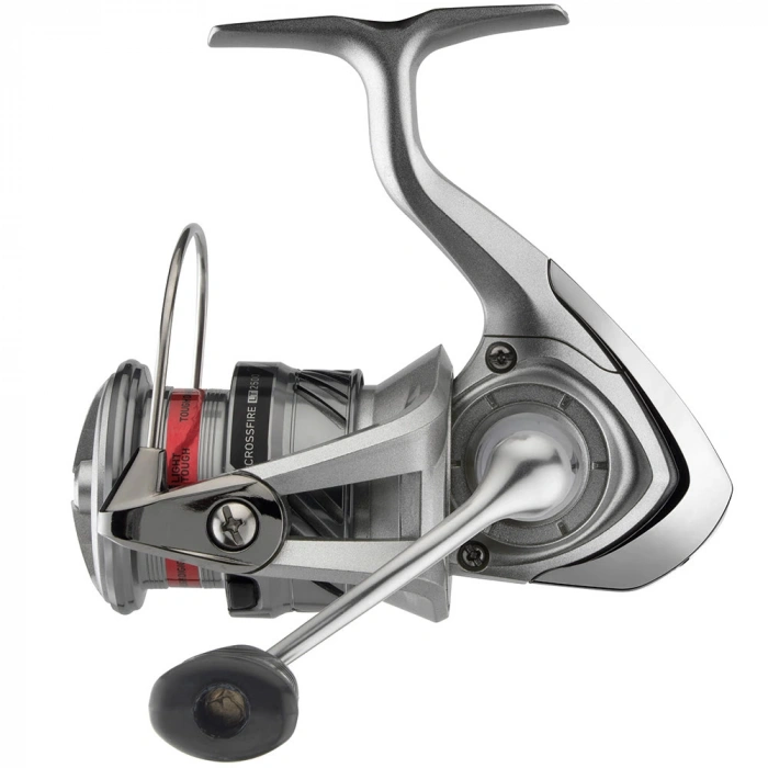 Daiwa Crossfire LT 20 4000 C Spin Olta Makinesi 5.2:1 12 kg Drag