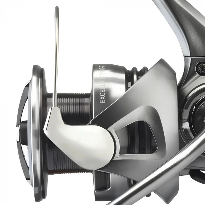 DAIWA Exceler 23 LT 2500 Spin Olta Makinesi