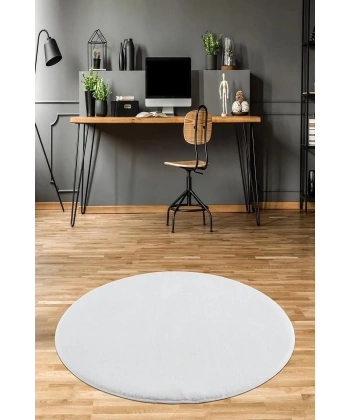 Beyaz Post Peluş Tavşan Tüyü Kaymaz Taban Makinede Yıkanabilir Toz Vermez Halı Yolluk Kilim