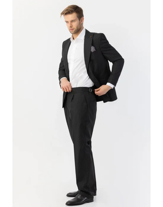 GİOTELLİ ÇİZGİLİ ERKEK TAKIM ELBİSE