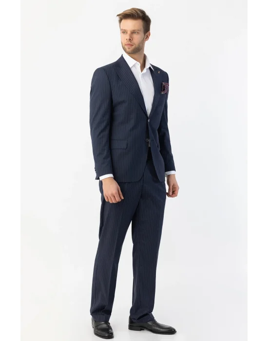 GİOTELLİ ÇİZGİLİ ERKEK TAKIM ELBİSE