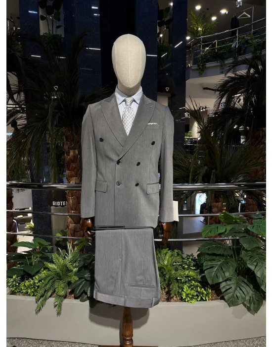 GİOTELLİ KLASİK KRUVAZE ERKEK TAKIM ELBİSE