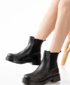 02-2005 Siyah Lastikli Günlük Kadın Bot