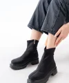 236-2011 Siyah Dalgıç Fermuarlı Günlük Kadın Bot